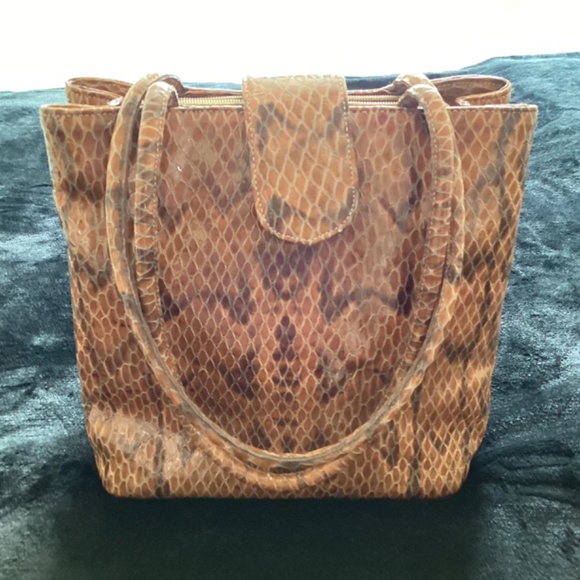 Helle Comfort by Ramu’s Bags, brown/tan, snakeskin print/ texture - Picture 3 of 6